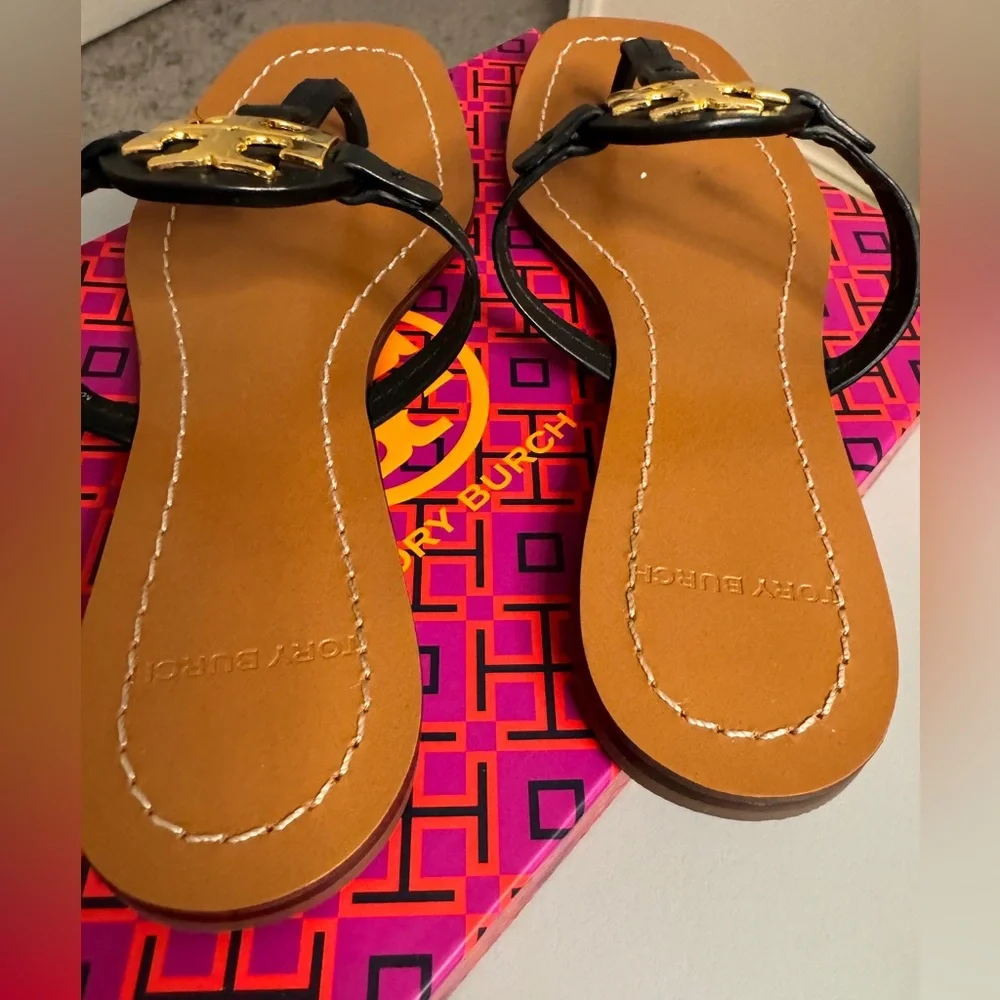 Tory Butch Mini Miller Thong Sandal Black Signature Logo size 5.5 - Picture 11 of 14